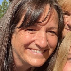 Meet your Posher, Stacie